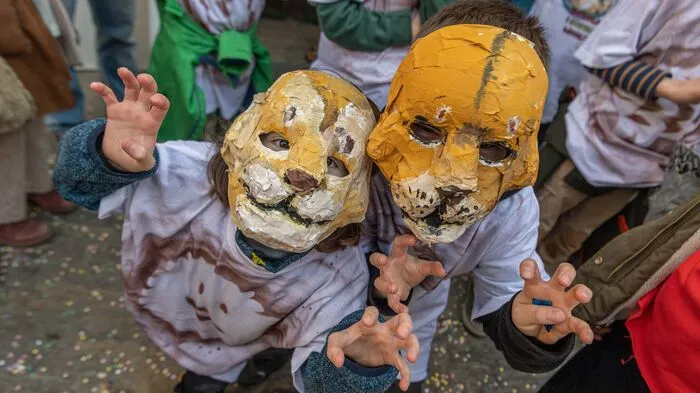 Bilder, Bilder, Bilder! Das war der Kinderfasching im Landhaushof!