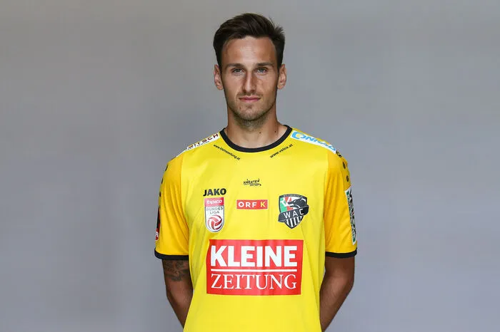 Raphael Sallinger, geboren am 8. Dezember 1995 Vereine als Profi: FC Welzenegg, SC Kalsdorf, K'lautern II,  WAC Spiele für WAC (vor der Saison): 1