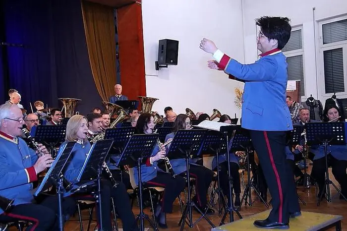 Unter ihrem Kapellmeister, dem aus Südkorea stammenden Suyoung Ham, liefen die Musikerinnen und Musiker des offiziellen Musikvereines der Lipizzanerheimat zur Höchstform auf. 