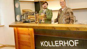 Einblicke in den neuen Kollerhof: Andreas Wotke (rechts) mit Alexander Wotke, Chef des Gasthofes