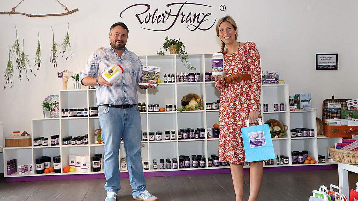 Daniel und Stefanie Präsent im Robert Franz Shop