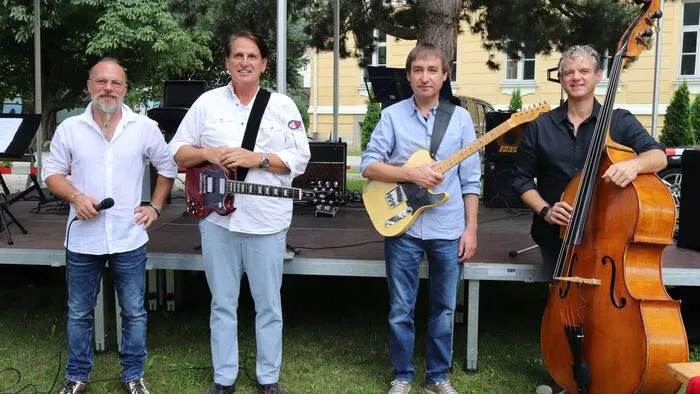 Setzten dem Kulturfrühstück die "Krone" auf, die "Dr. Dolittle Band" mit Stargast Thomas Forstner....