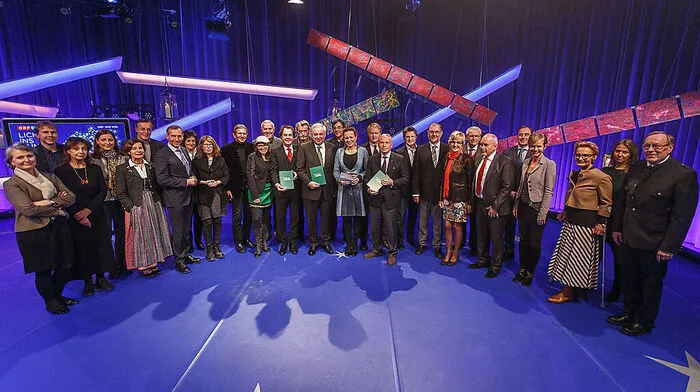Kürzlich wurde das Buch, an dem sich viele Persönlichkeiten beteiligt haben, beim ORF präsentiert