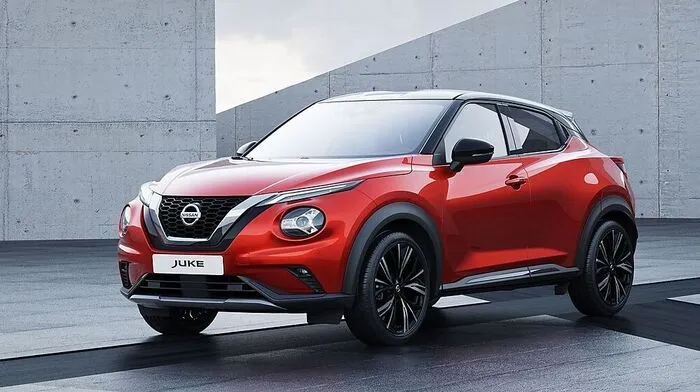 Es gab nur zwei Befindlichkeiten zur ersten Generation des Nissan Juke: Man mag ihn, oder man mag ihn nicht. Und zwar ab der allerersten Sekunde. Dennoch haben den kleinen Crossover wesentlich mehr Kunden ins Herz geschlossen, als man sich aufgrund seiner Andersartigkeit hätte träumen lassen – nämlich mehr als eine Million.