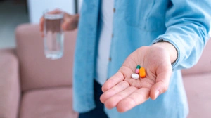 Betroffene von Long Covid: „Fünf Medikamente bewirken, dass ich stabil bin“. Wobei stabil im Fall von Barbara Wimmer bedeutet, dass sich ihr Zustand nicht massiv verschlechtert. Trotz der Medikamente ist sie weit davon entfernt, geheilt zu sein.