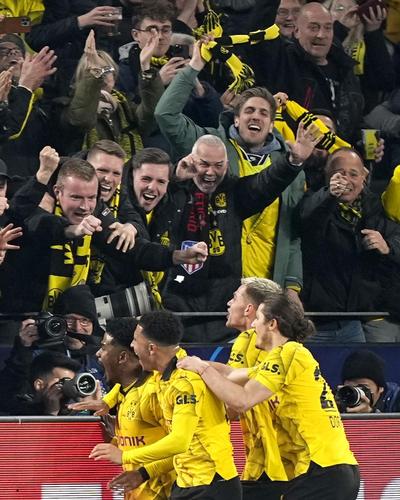 Dortmund liegt in Führung
