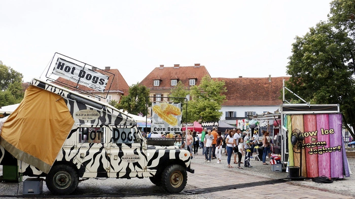 Dutzende Aussteller, Köche und Food-Trucks aus dem In- und Ausland...