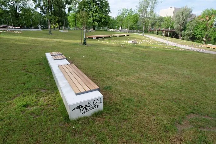 Das als Graffiti zu bezeichnen wäre jenen gegenüber ungerecht, die mit ihren Farbdosen tatsächlich urbane Straßenkunst zaubern