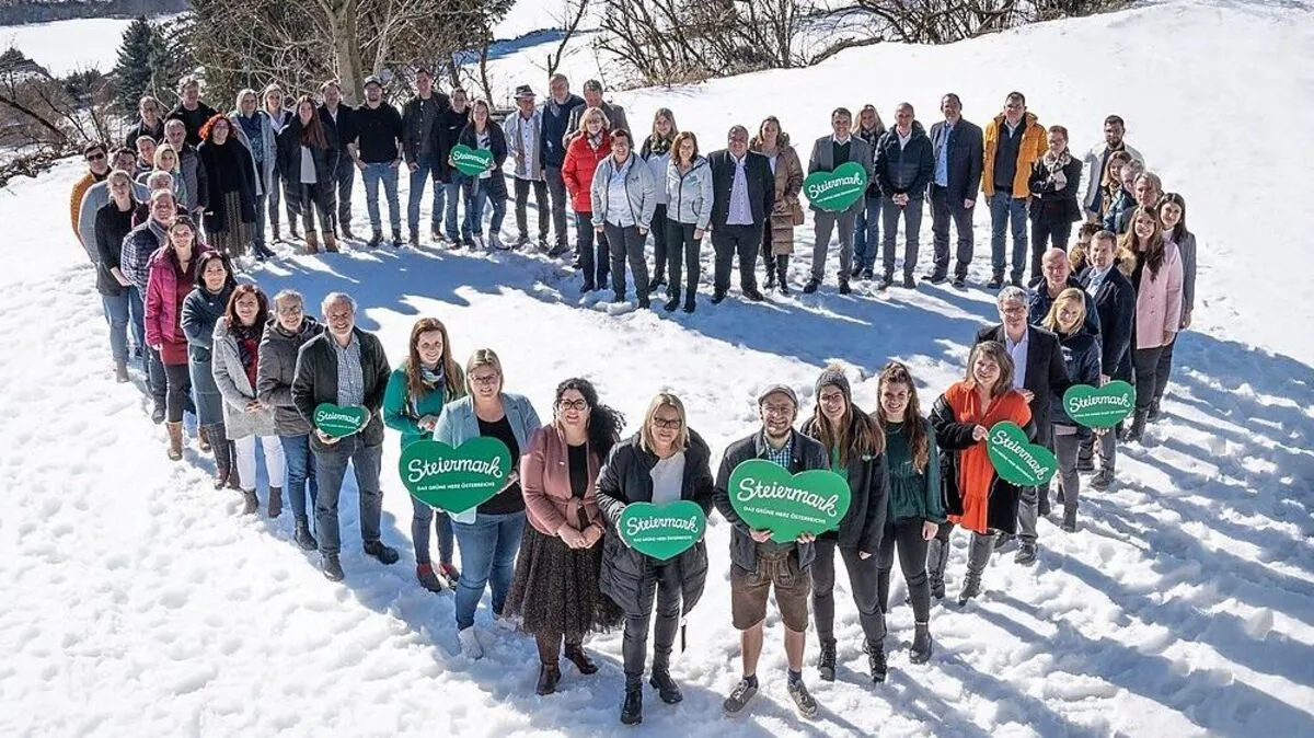 60 Ausstellerinnen und Gastgeber trafen sich im Landhotel Reitingblick in Trofaiach bei der letzten gemeinsamen Programmbesprechung