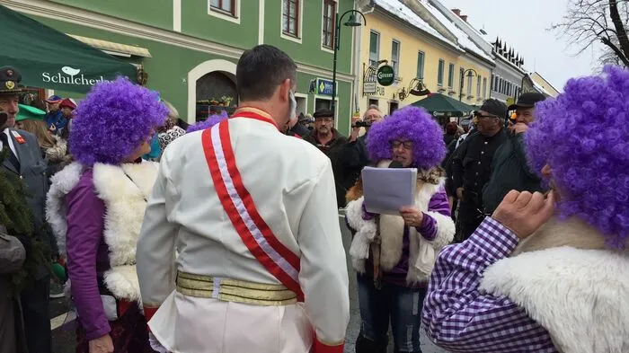 Die gesamten Region ist am Faschingsdienstag im Narrenfieber.