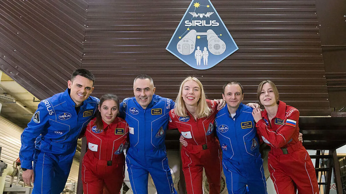 Zum Mond, ohne abzuheben: die Crew von Sirius-19 