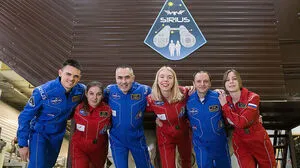 Zum Mond, ohne abzuheben: die Crew von Sirius-19 