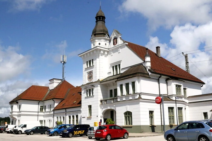 Diese Möglichkeit gab es am Dienstagnachmittag in St. Veit. Und zwar am Bahnhof der Bezirkshauptstadt. 