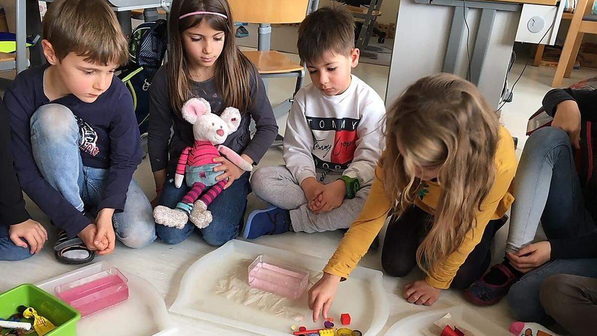 Sinken und Schwimmen: Kinder lernen im NAWImix der PH, welche grundlegenden Mechanismen hinter dem Klimawandel stecken