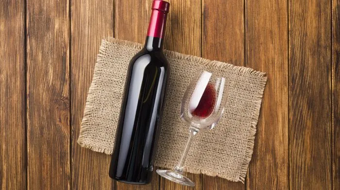 Nicht immer kommt Wein feinportioniert im Glas oder der Flasche daher. Sujetbild