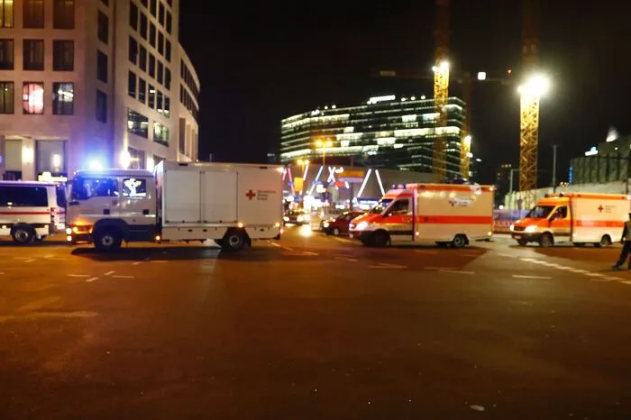 ... dass sich der Täter auf der Flucht befindet.