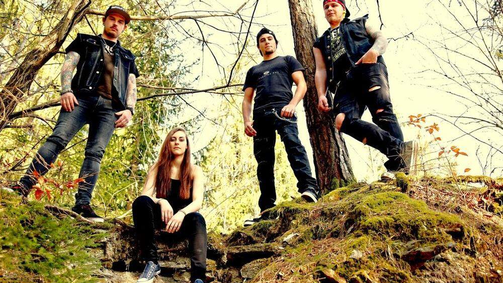 "A Serenade To Kill" wurde im August 2015 in Köflach gegründet und bedient sich am Genre Metalcore	