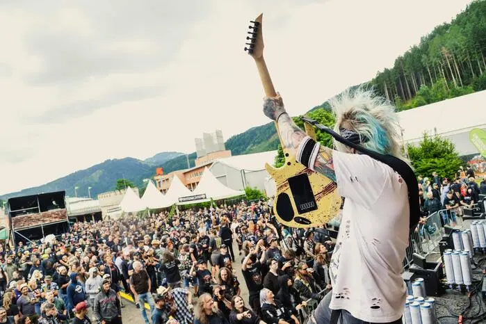 Tausende Fans von Rock und Metal zog das Event wieder an, wie ein Magnet.