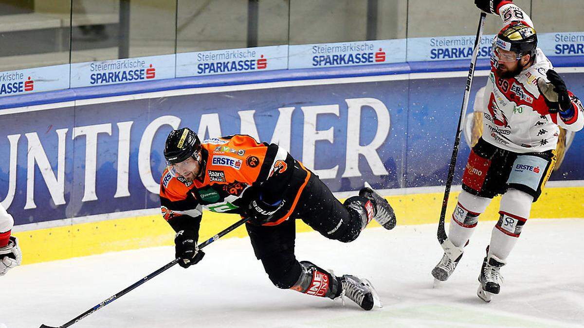 Matt Pelech (links) und die Graz 99ers fielen wieder um