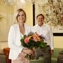 Claudia Pacher, am Bild mit Bürgermeister Günther Albel,  ging nach 38 Jahren beim Magistrat in Pension. 