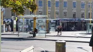 Bis jetzt wollte der Mann seinen Unterschlupf am Jakominiplatz nicht verlassen