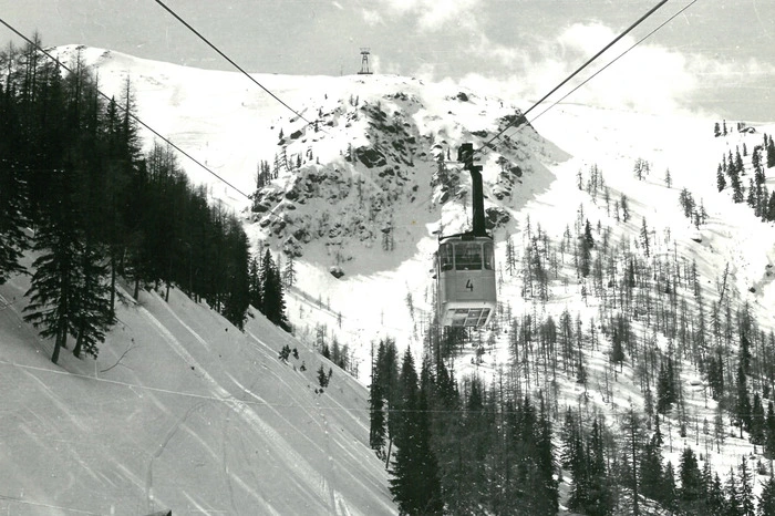 Die zweite Sektion von der Mittelstation zur Bergstation.