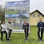 Sonja und Joachim Kickmeier freuen sich mit Architektin Josefine Alessandri und Bürgermeister Karl Konrad über den Spatenstich
