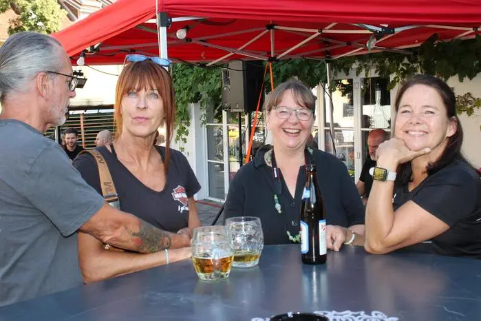 Auch dieses Jahr organisierte Obfrau Birgit Hütter gemeinsam mit den Mitgliedern des MRC Styria 81 das Bikertreffen und konnte bei traumhaften Wetter zahlreiche Gäste mit ihren chromblitzenden Motorrädern begrüßen.