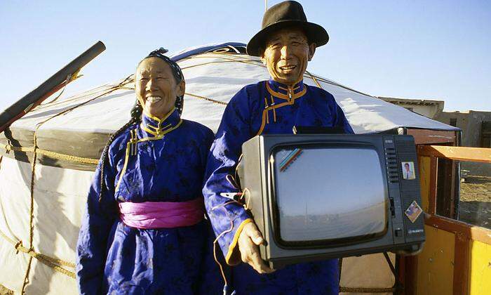 Begegnungen an der Seidenstraße: mongolisches Jurtenfernsehen