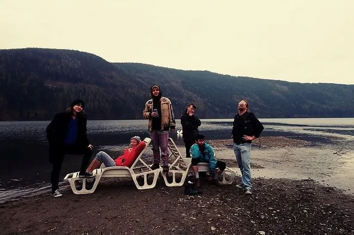"3Deutige Aussage" ist eine Salzburger Band, die ihre Fans mit "Liebe und ein bisschen Punkrock begeistern will.