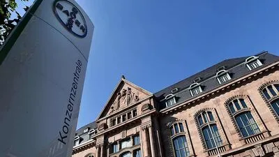 Bayer kauft milliardenschwer zu