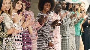 Stil | Tweed dominierte auch die jüngste Laufstegparade von Chanel 