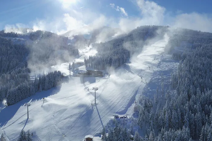 Auf dem Hauser Kaibling (siehe Bild) wurde der Saisonstart nun mit 18. November fixiert...