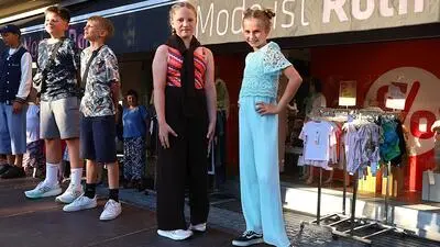 Die neuesten Trends wurden bei der Modenschau gezeigt. 