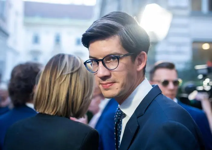 ABD0119_20230906 - WIEN - ÖSTERREICH: Kurz-Vertrauter Bernhard Bonelli am Mittwoch, 06. September 2023, anl. der Premiere von 