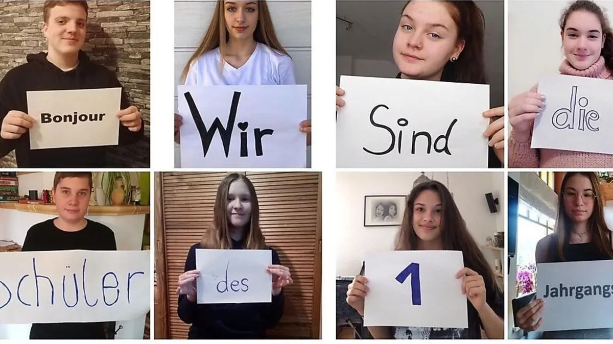 Schüler der HLW Lipizzanerheimat machen mit mehrsprachigen Botschaften Mut
