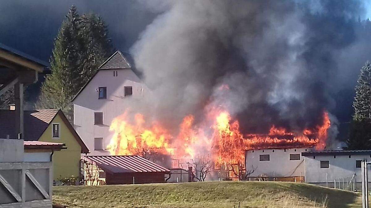 Die Brandursache war vorerst unklar