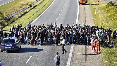Flüchtlinge die die dänisch-deutsche Grenze überquert haben