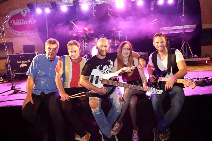 Mit der Gruppe „Flashback“ ... 