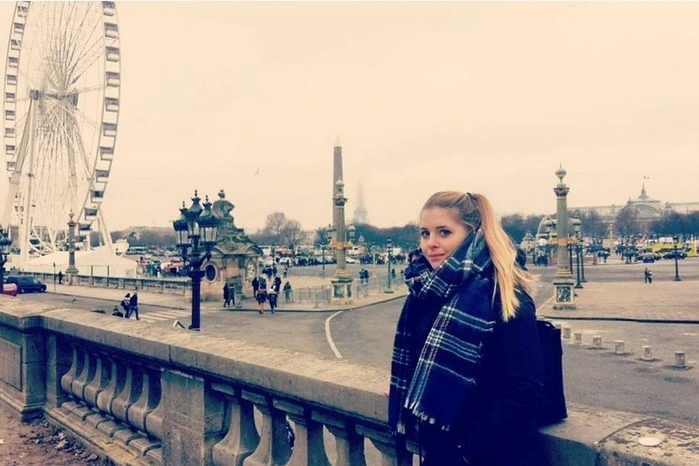Felizitas Steiner: Ich durfte die französische Hauptstadt Paris drei Jahre lang meine Heimat nennen. Dort habe ich mein Bachelorstudium im Bereich "Kino und Audiovisuelles" an der Universität "Sorbonne Nouvelle Paris 3" absolviert.