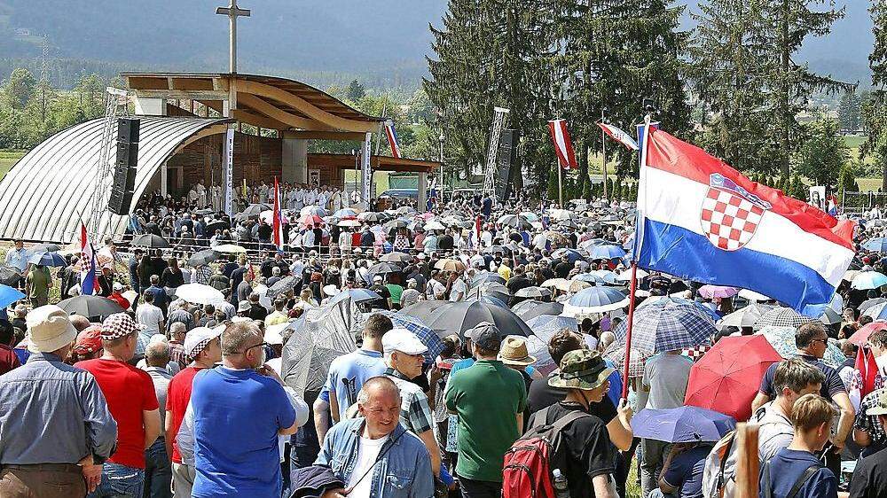 10.000 Besucher kamen im Vorjahr zum Gedenken auf das Loibacher Feld	