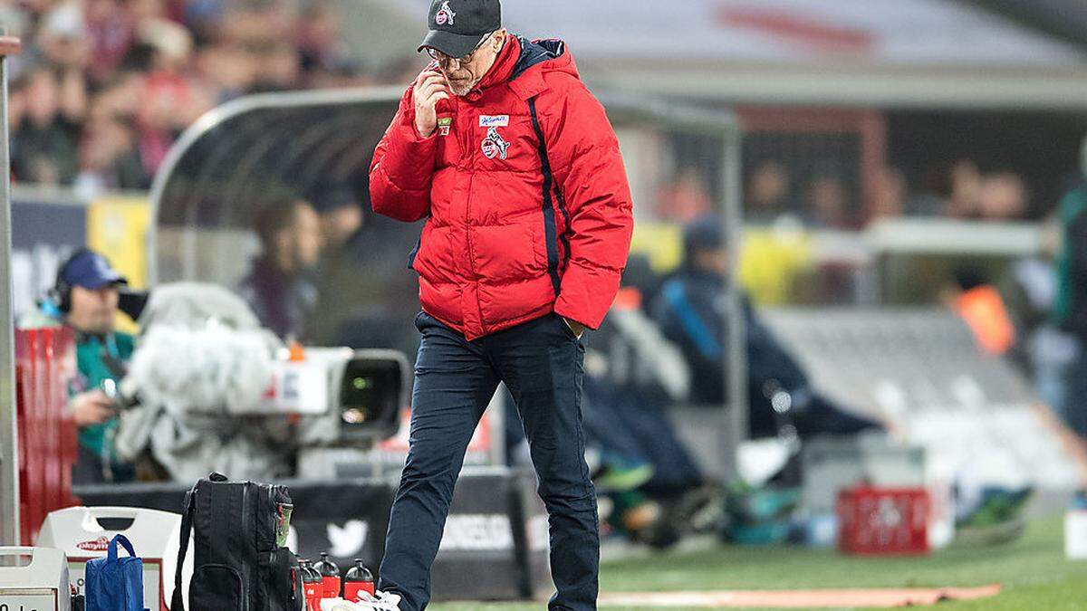 Peter Stöger muss in der Bundesliga weiter auf den ersten Sieg warten