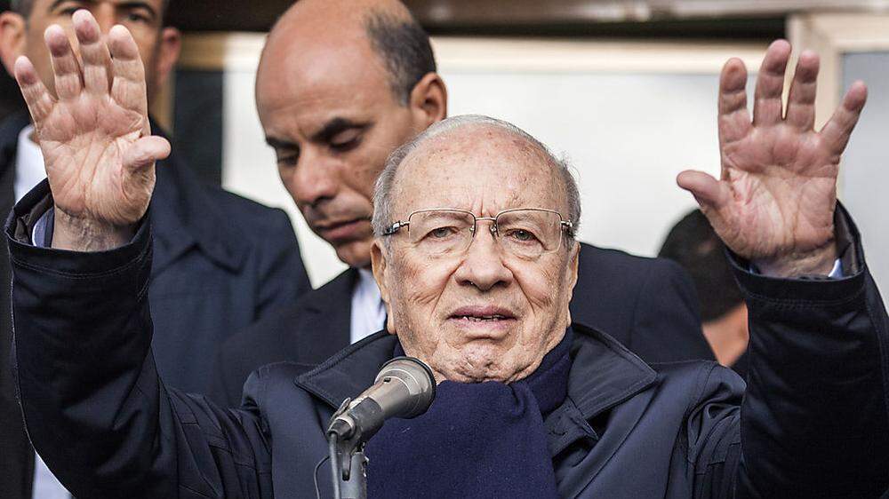 Favorit Beji Caid Essebsi hat nach Angaben seiner Partei die Präsidentschaftswahl in Tunesien für sich entschieden