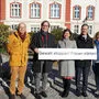 Bettina Bauernhofer (Referentin für Familien und Bildung in Weiz) Vizebürgermeister Oswin Donnerer, Bürgermeister Erwin Eggenreich, Soziallandesrätin Doris Kampus, SPÖ-Landtagsabgeordneter Wolfgang Dolesch, Vizebürgermeisterin Monika Langs sowie Klaus Feichtinger (SG Elin)