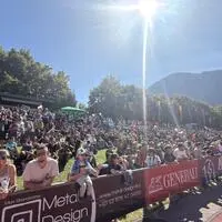 Weit über 5000 Zuschauerinnen und Zuschauer kamen alleine ins Dolomitenstadion