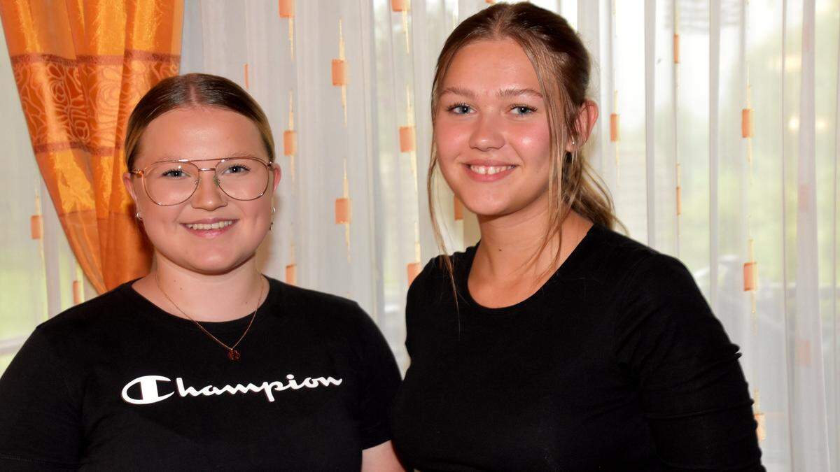 Obfrau Stefanie Wölfler (links) und Sarah Maier