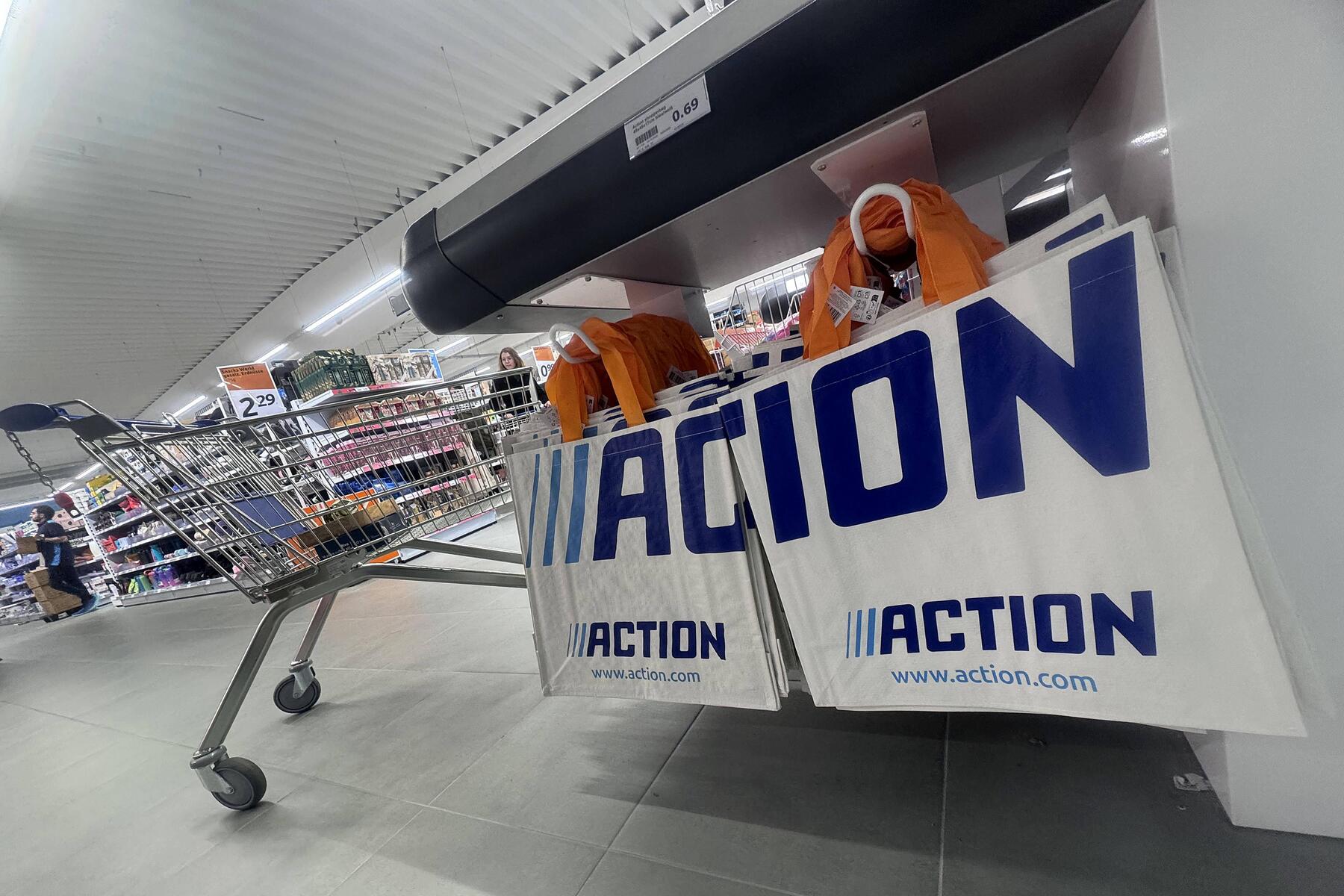 Handelskette: Action baut aus: „Den Diskontern schlägt die Stunde“