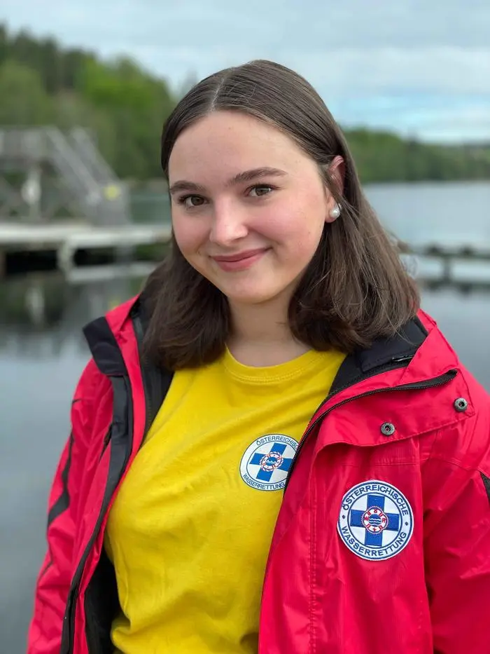 Stille Helding Johanna Weiß kümmert sich um die Pressearbeit der Wasserrettung