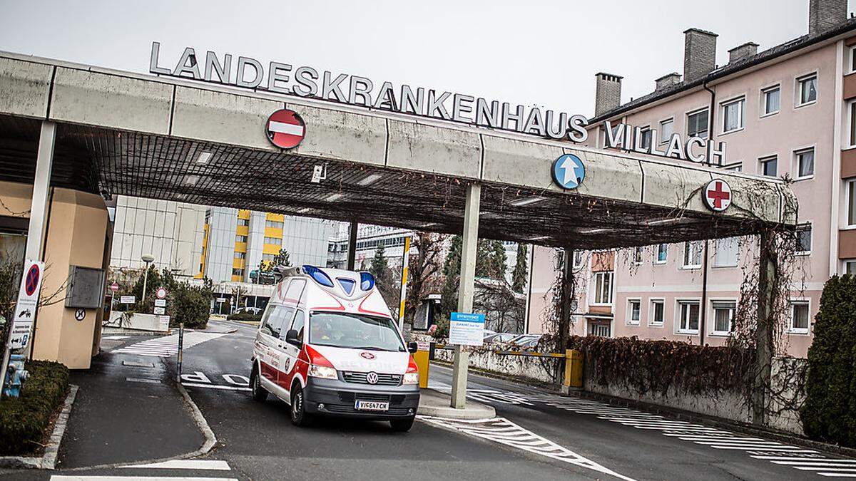 Eine der beiden Verletzten wurde ins LKH Villach eingeliefert (Symbolbild)