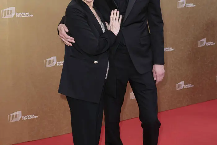 Liv Ullmann mit Sohn Halfdan Ullmann Tondel